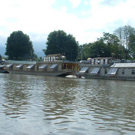 The Shelter Group Of Houseboats & Tour Organiser Srīnagar Exterior foto